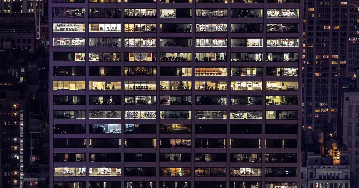Real-Time Deepfakes Are Here — What Happens When Someone Can Fake a Live Video Call